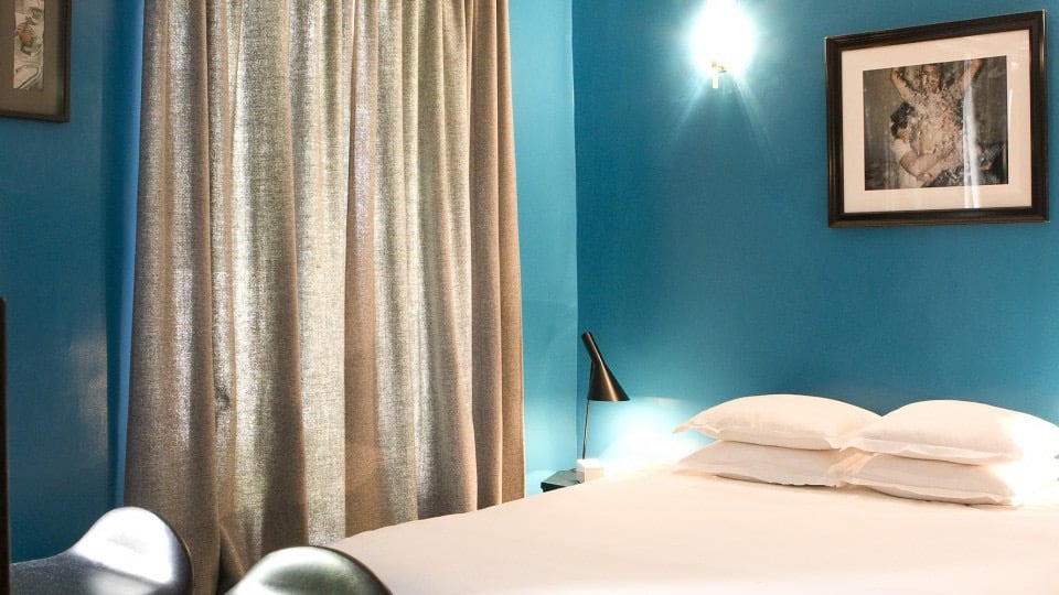 Hôtel Amour - Cover