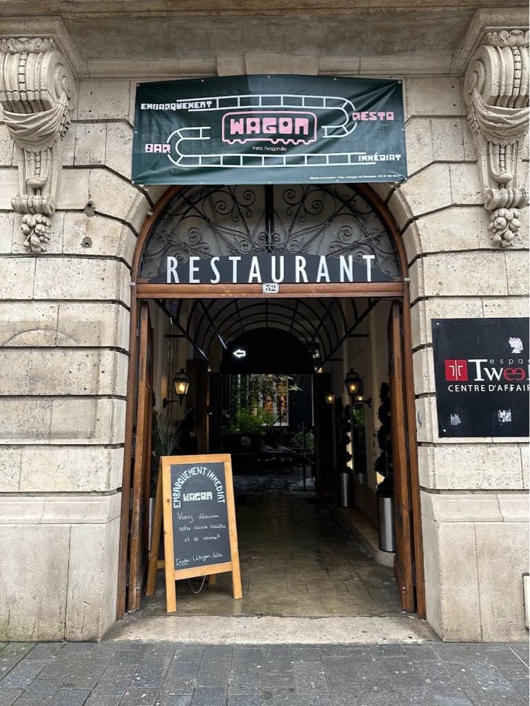 Wagon Restaurant Bar - Cover