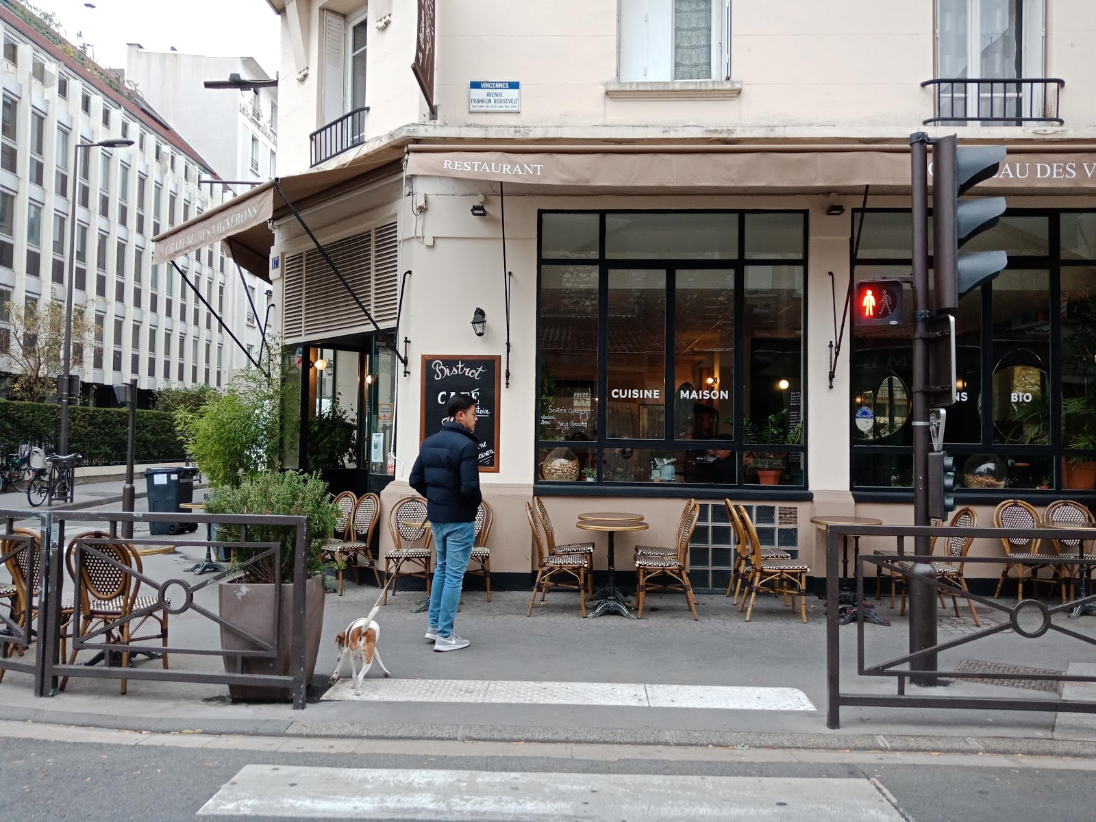 Le Château des Vignerons - Cover