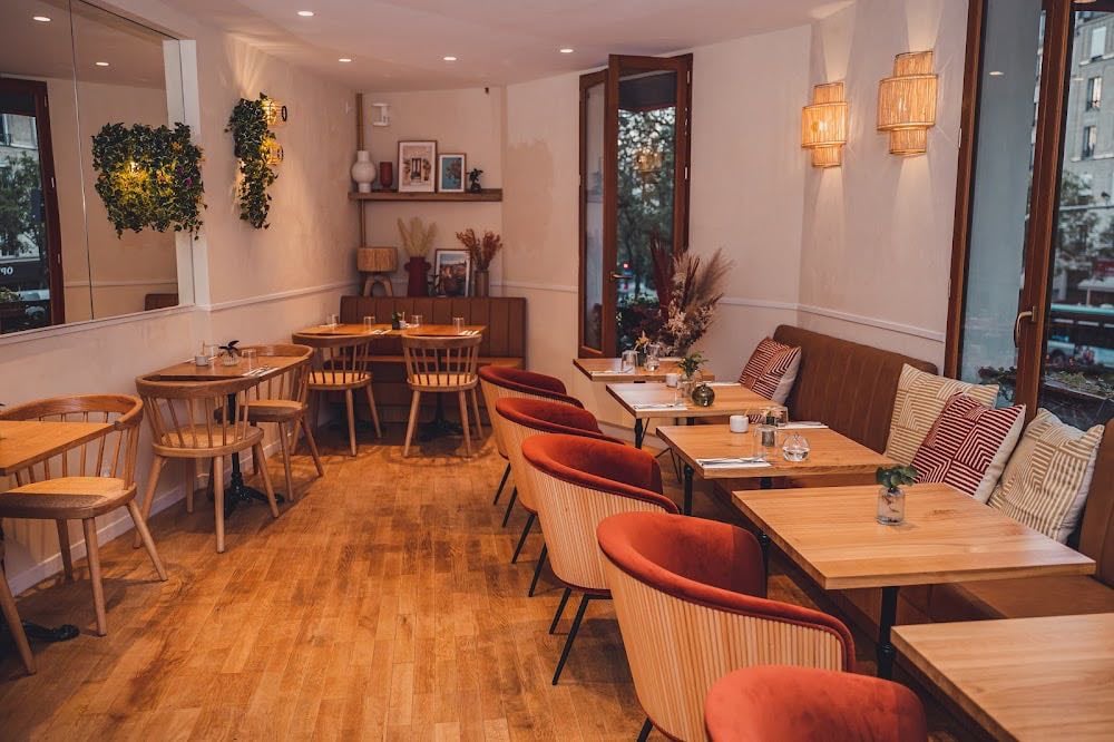 Dame Augustine - Cover