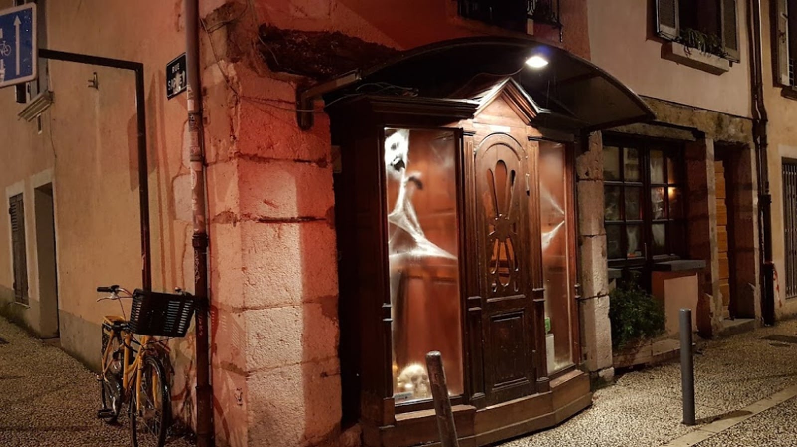 Restaurant A Confesse - Cover