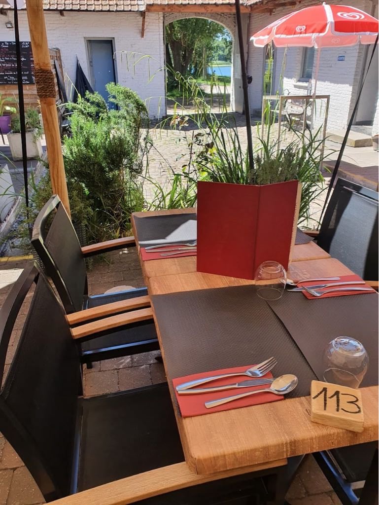 Association Quanta - Restaurant et Compagnie de théâtre - Cover