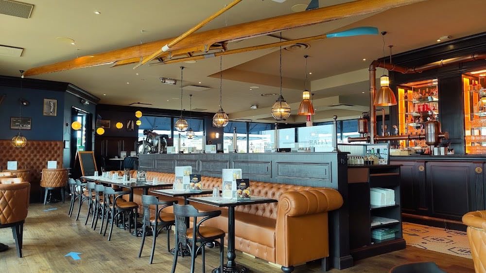 Au Bureau Angoulême - Cover