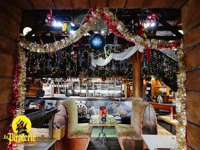 La Piraterie - Cover