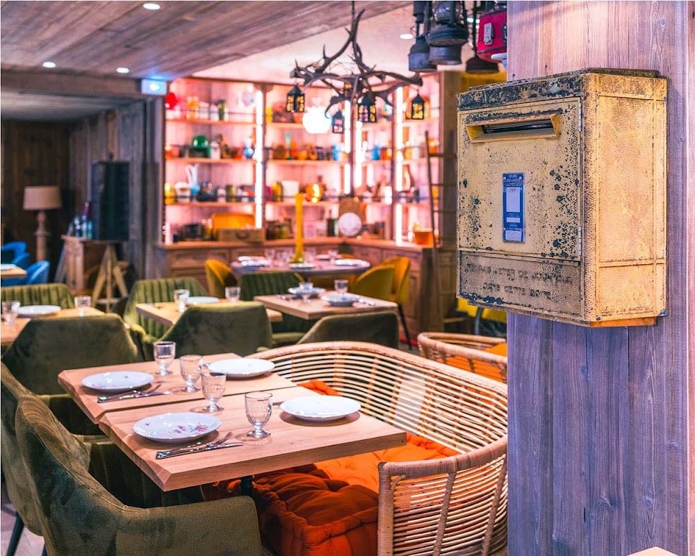 Bistrot Papa Pool - Cover