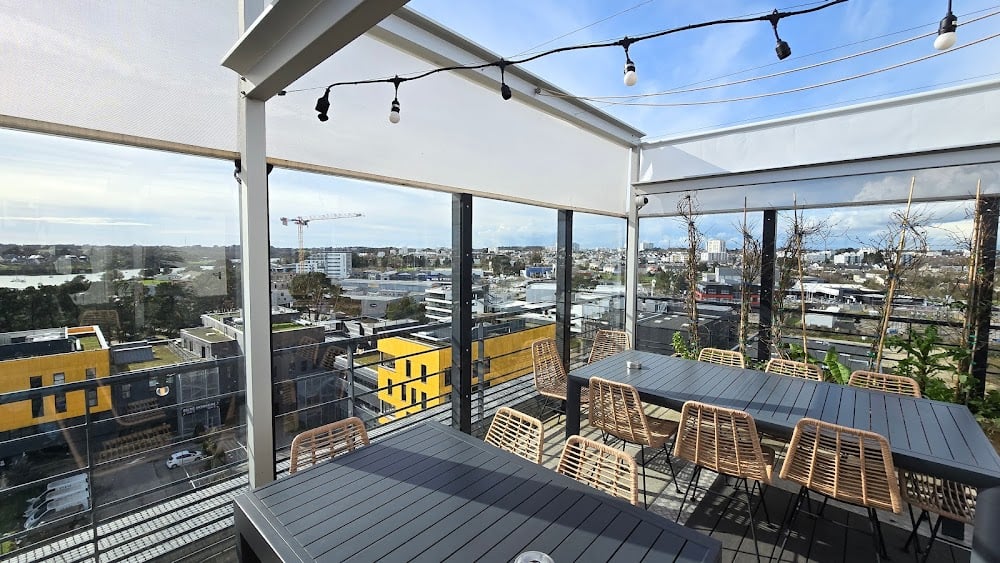 Rooftop La Base - Cover