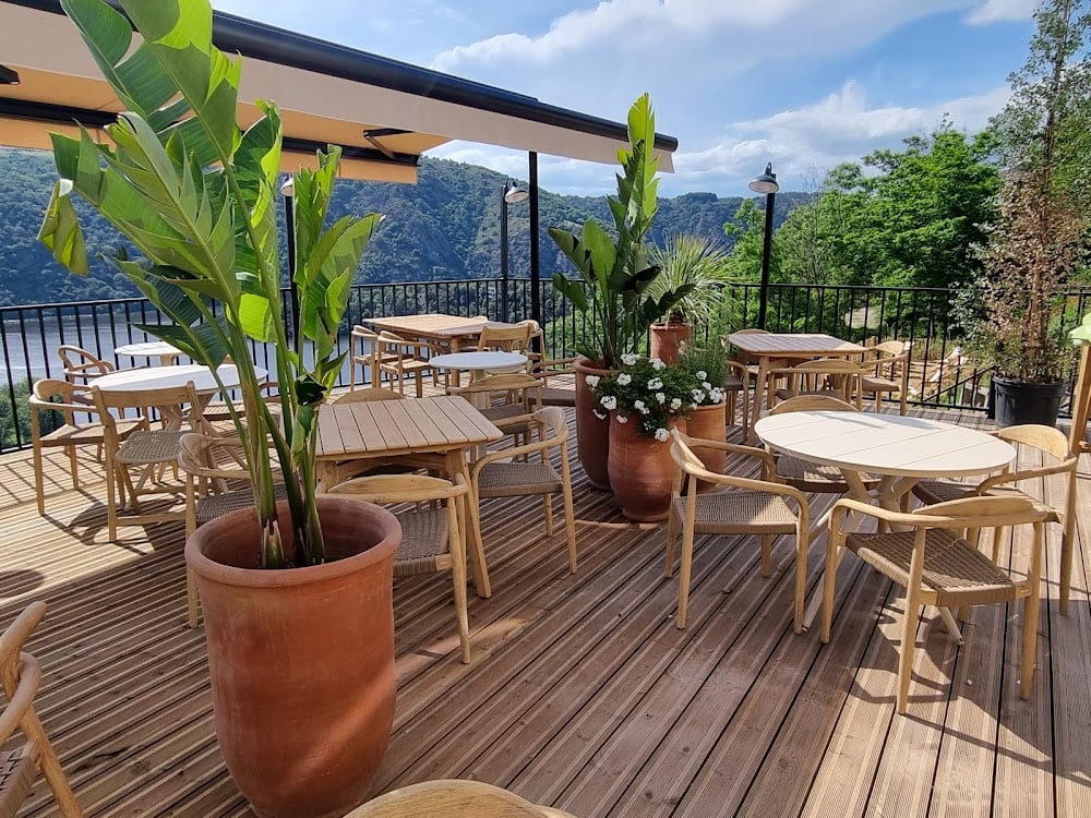 VICTOR brasserie & guinguette - Cover