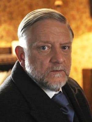 Simon Russell Beale
