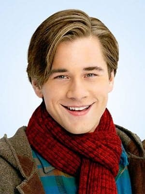 Luke Benward