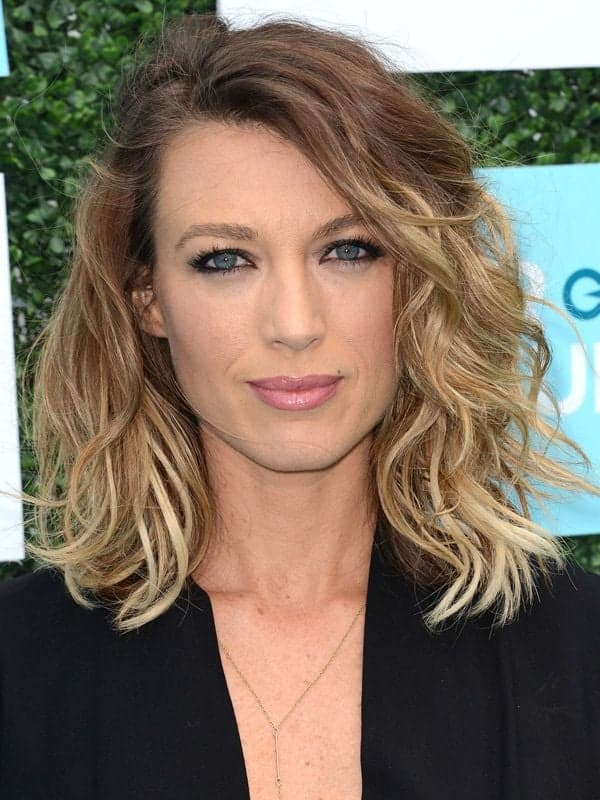 Natalie Zea