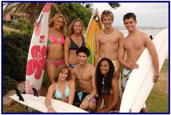 Blue Water High : Surf Academy - Cover