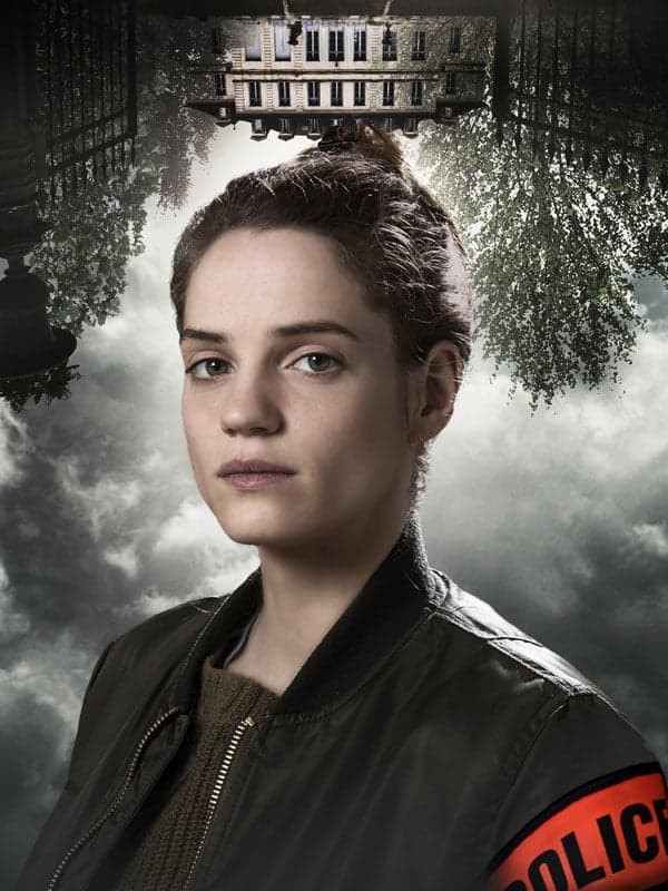 A l'intérieur - Cover