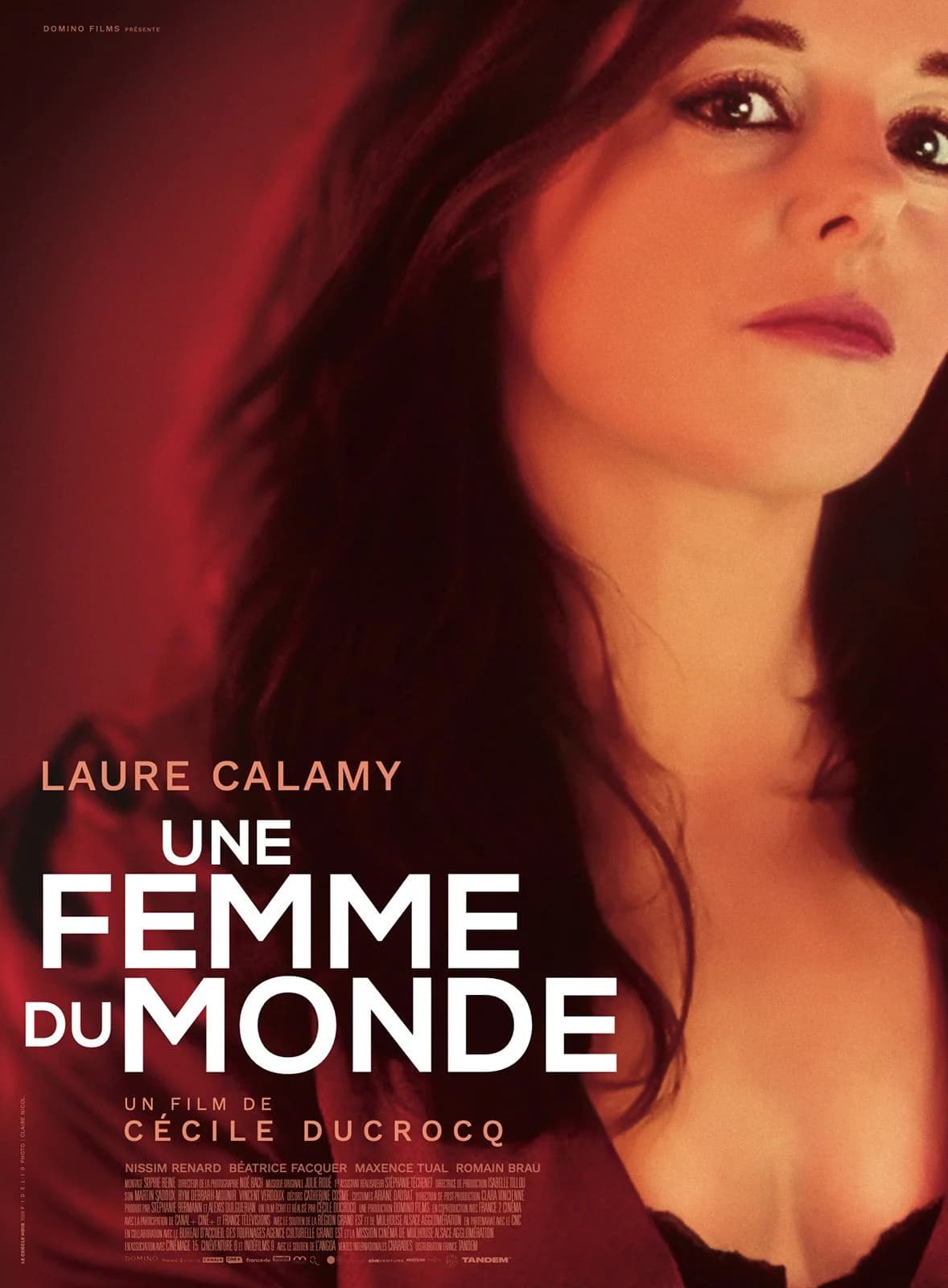 Une femme du monde - Cover