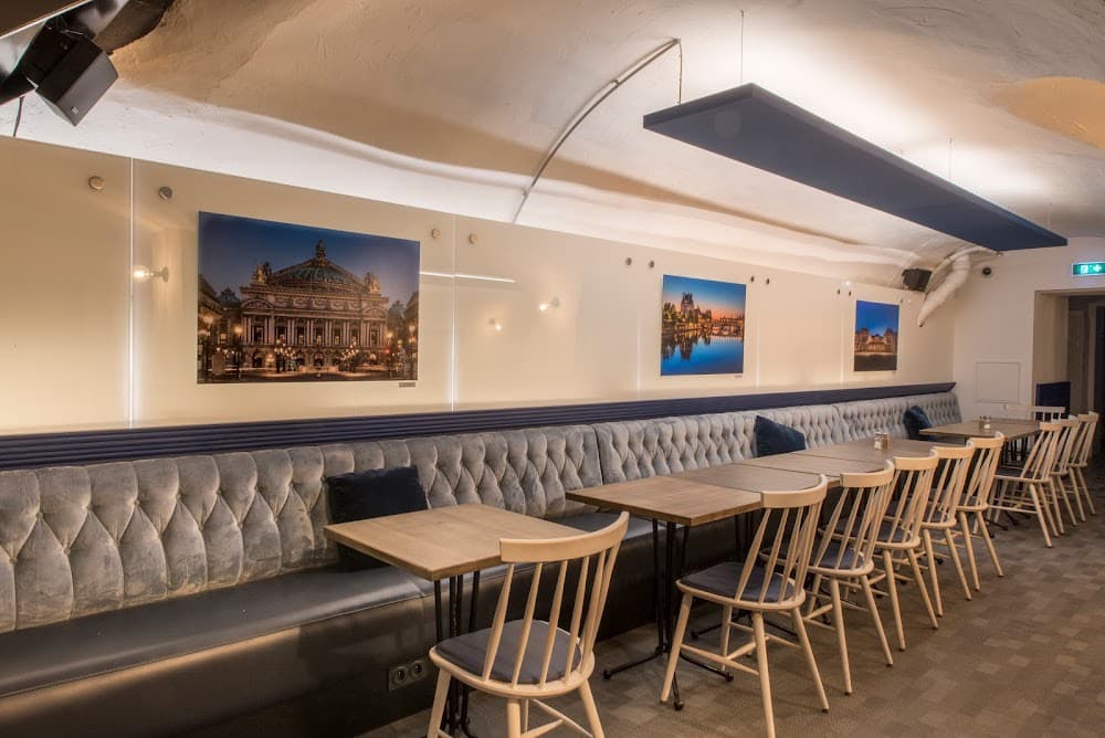 Enza Famiglia - Cover